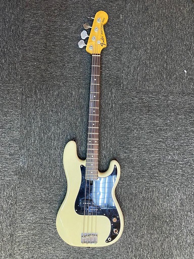 Pre-owned Fender Japan PB70 Precision Bass